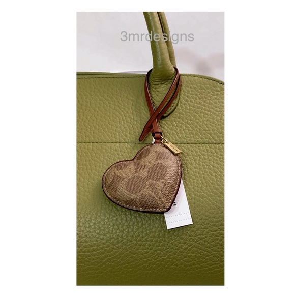 NWT COACH HEART PUFFY Coated Canvas & Glovetanned Leather Bag Charm/Keychain - Picture 5 of 9